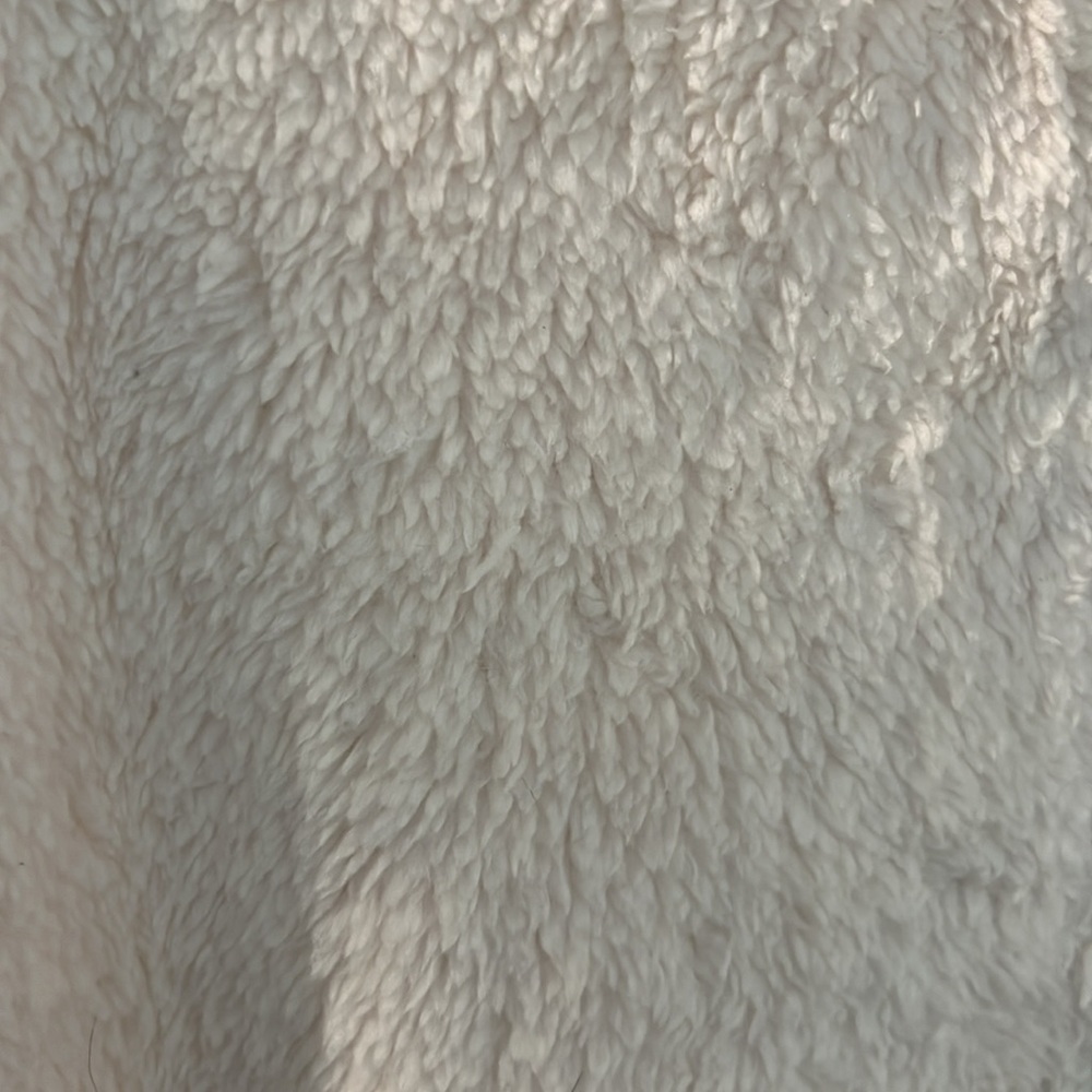 Pullover - Picture 3 of 3